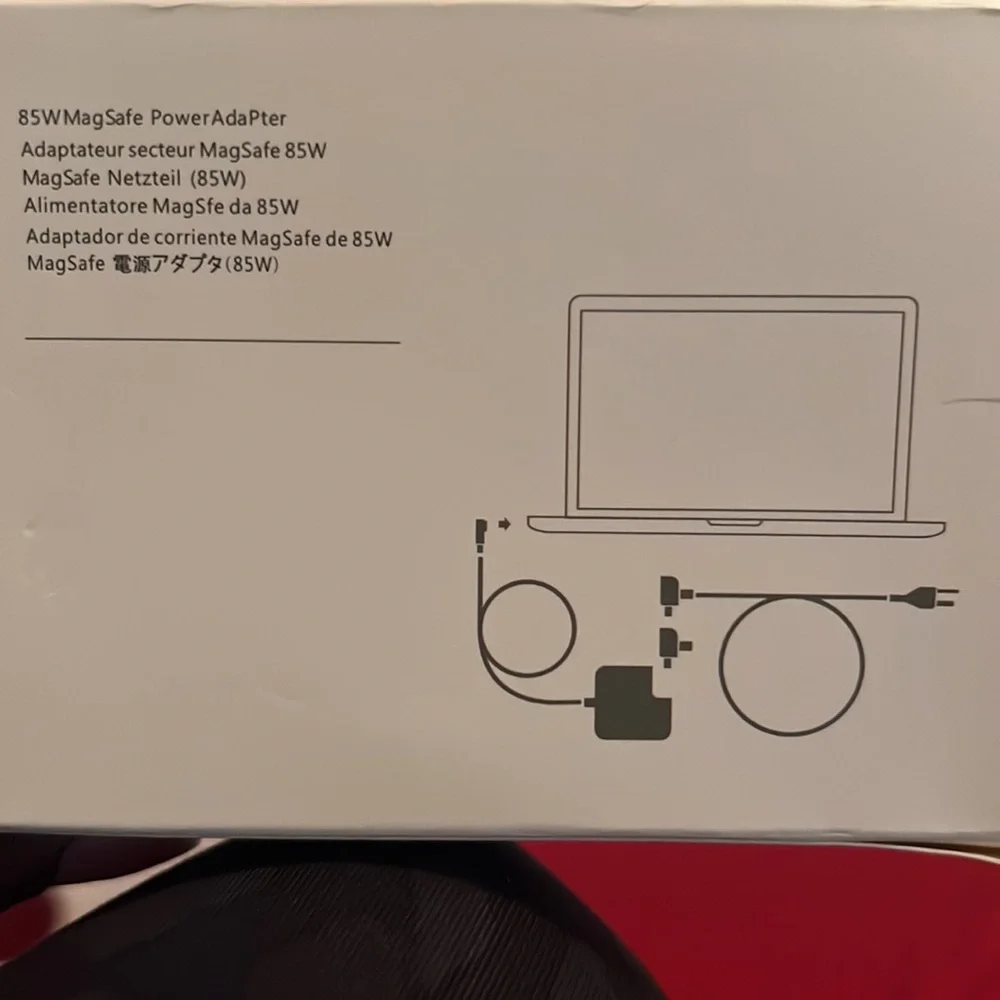 Apple 85W MagSafe Power Adapter (for 15- and 17-inch MacBook Pro)